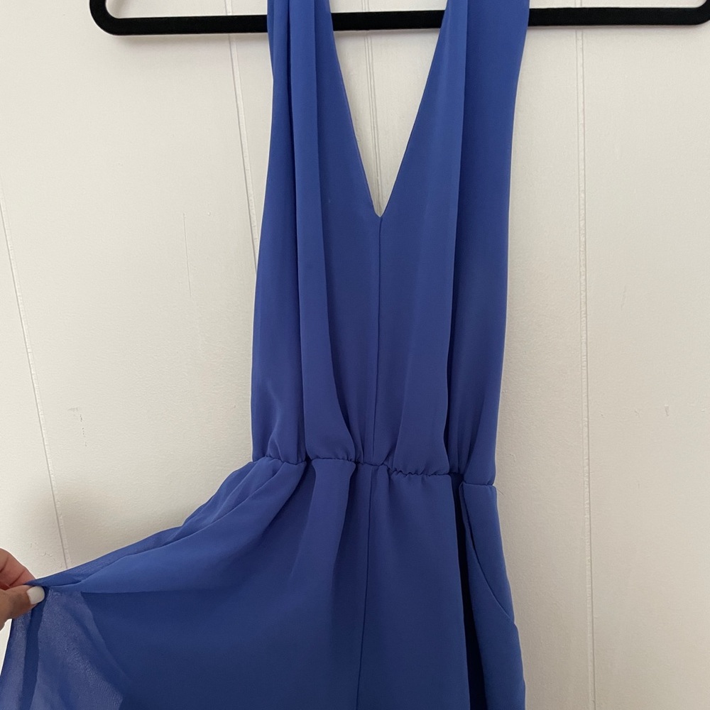 Royal blue romper! Such a cute outfit